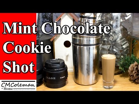 Mint Chocolate Cookie cocktail shot