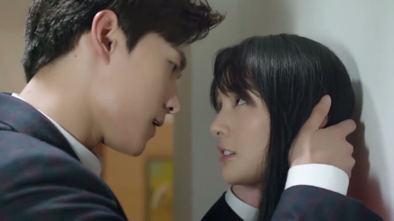 งานแต่งของท่านต้าเสินจะระดับธรรมดาไหม | เวยเวยเธอยิ้มโลกละลาย - LoveO2O《微微一笑很倾城》| หยางหยาง,เจิ้งส่วง