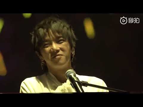 【100首现场大合唱】第12首：华晨宇《国王与乞丐》万人KTV版