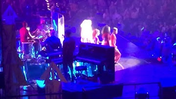 Sam Smith - Latch LIVE at 106.1 Kiss FM Jingle Ball - Fort Worth, Dickies Arena 12/03 HD