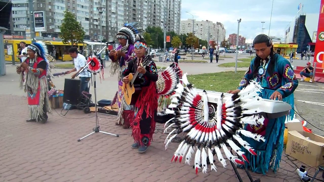 1 Rikchari - Moliendo cafe 10/08/2013