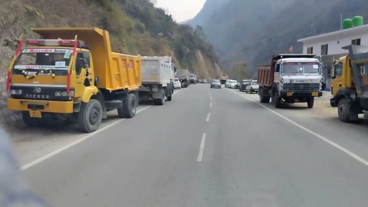 Rishikesh Bahut Dukh Bhari Kahani aapko sunane ko milegi Uttrakhand Khadi Marg#new #travel #love 