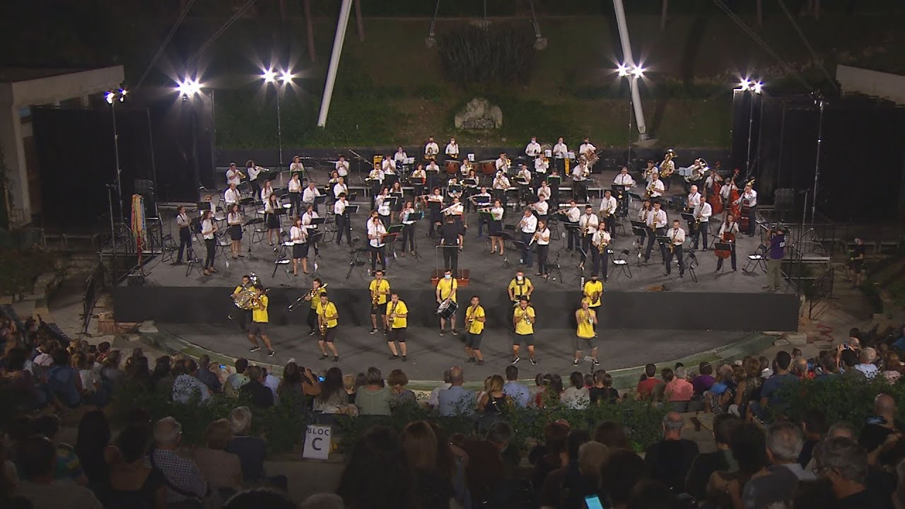 30 anys de la Banda Unió Musical de Tarragona, BUMT - YouTube