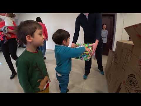 საჩუქრები ბავშვებს \"სიცოცხლის სიტყვა\" თბილისისგან