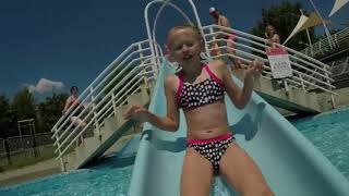 En dag ved poolen, Balaton