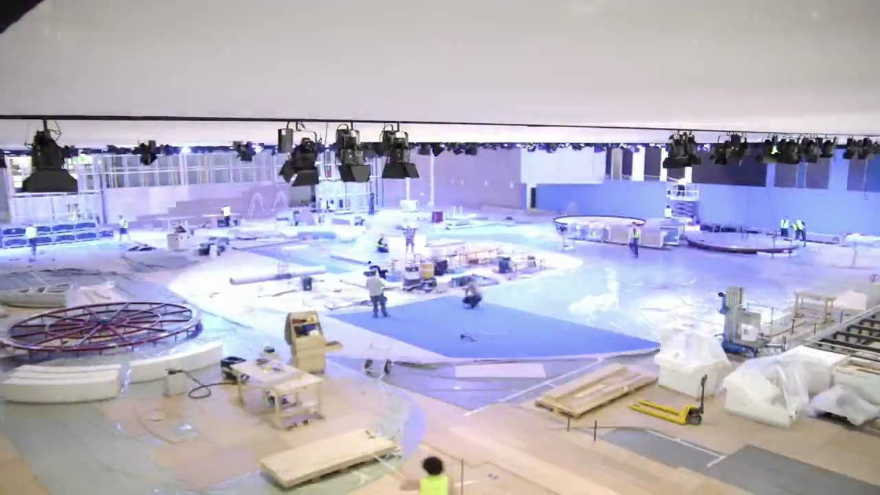 Ford at Frankfurt 2009 - "Building the Ford Stand - Timelapse" - YouTube