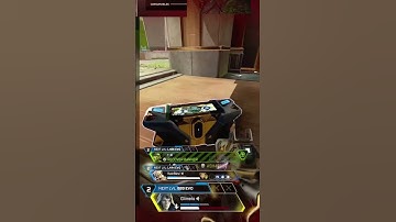 What are they doing 🤣 #apexlegendsclips #apex