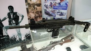 Gun Show 2017 Vintage Guns Display