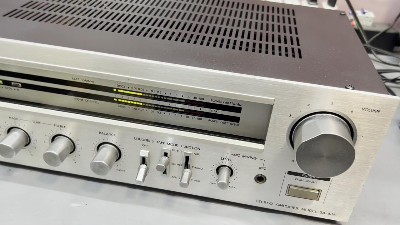 昭和レトロ　TOSHIBA　HiFi STEREO AMPLIFER The King of Sound - Toshiba SA-445 Amplifier - YouTube