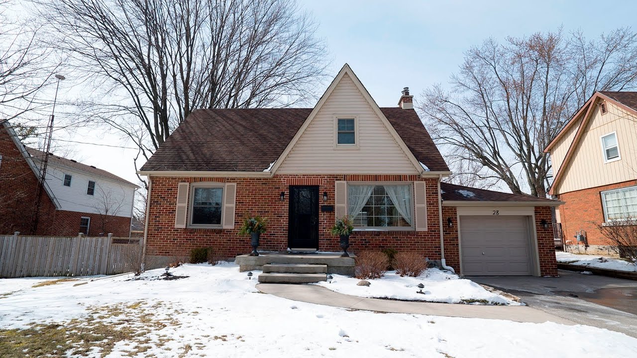 28 The Strand Avenue Brantford Andrew and Kate Real Estate Sutton