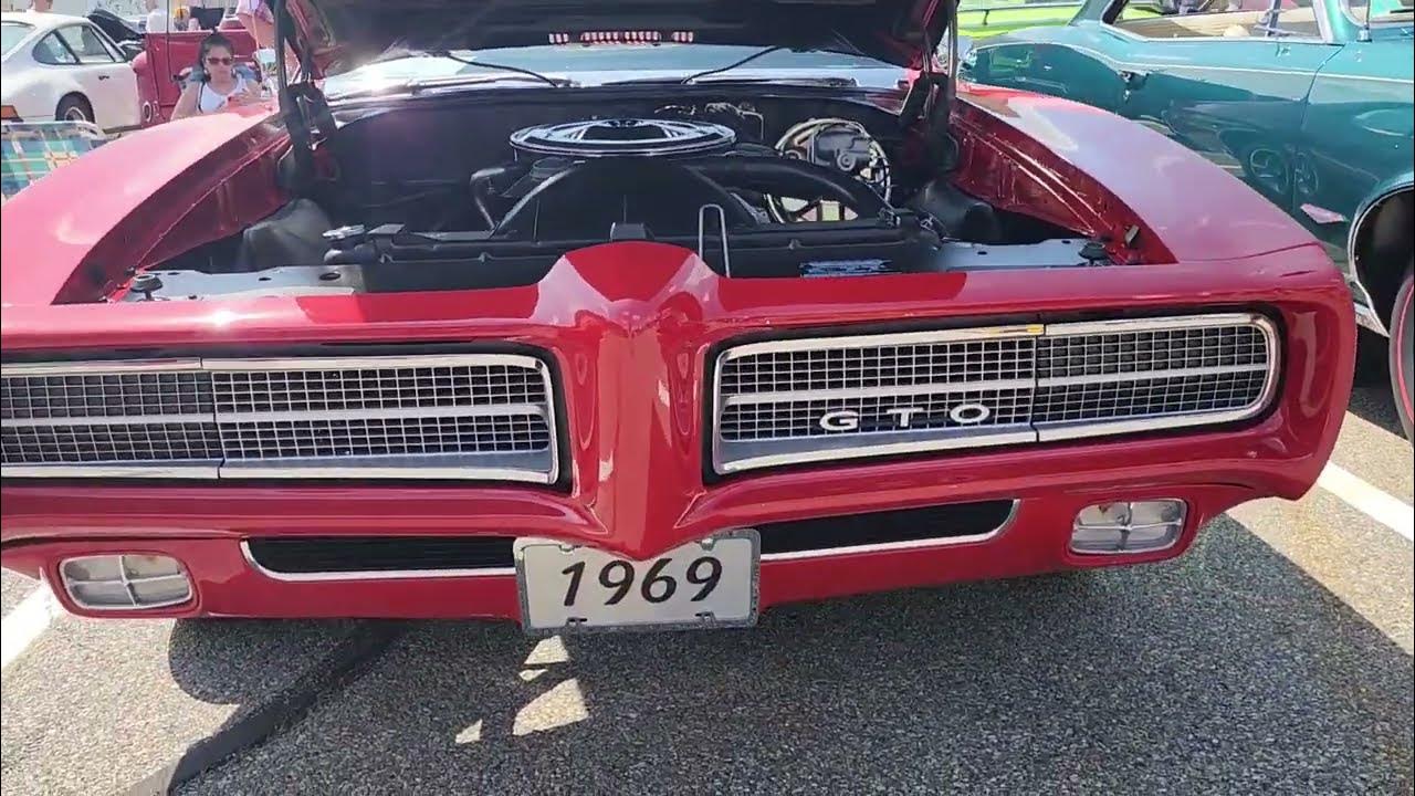 M&M car show YouTube
