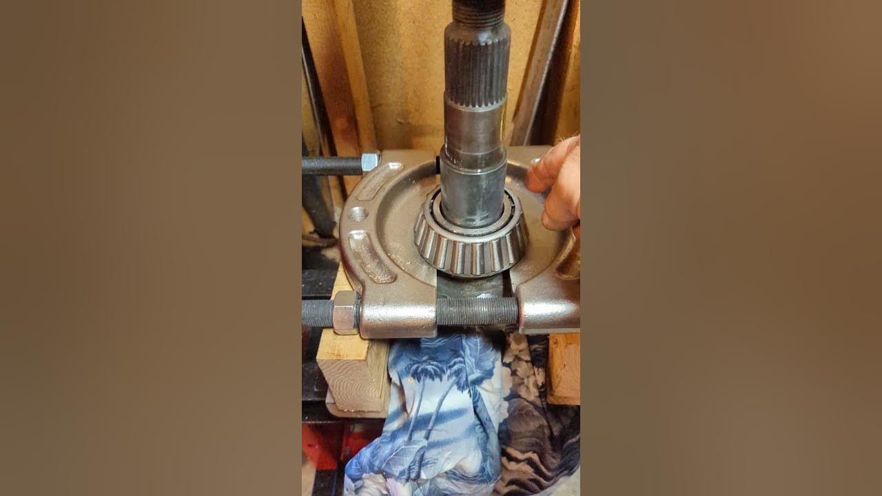 Press off inner pinion bearing aam 11 5 gm 14 bolt ring pinion setup