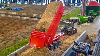 RC tractor ACTION! R/C tractors working hard!