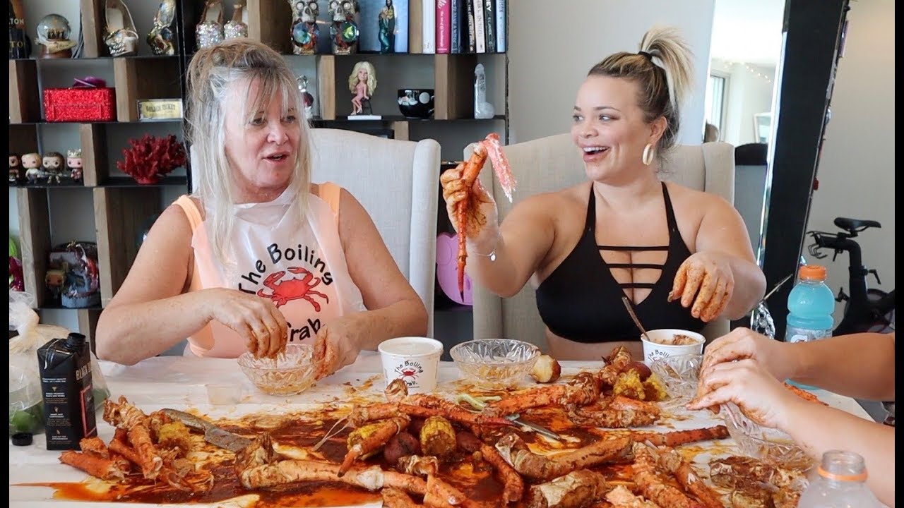 FAMILY STYLE SEAFOOD BOIL!