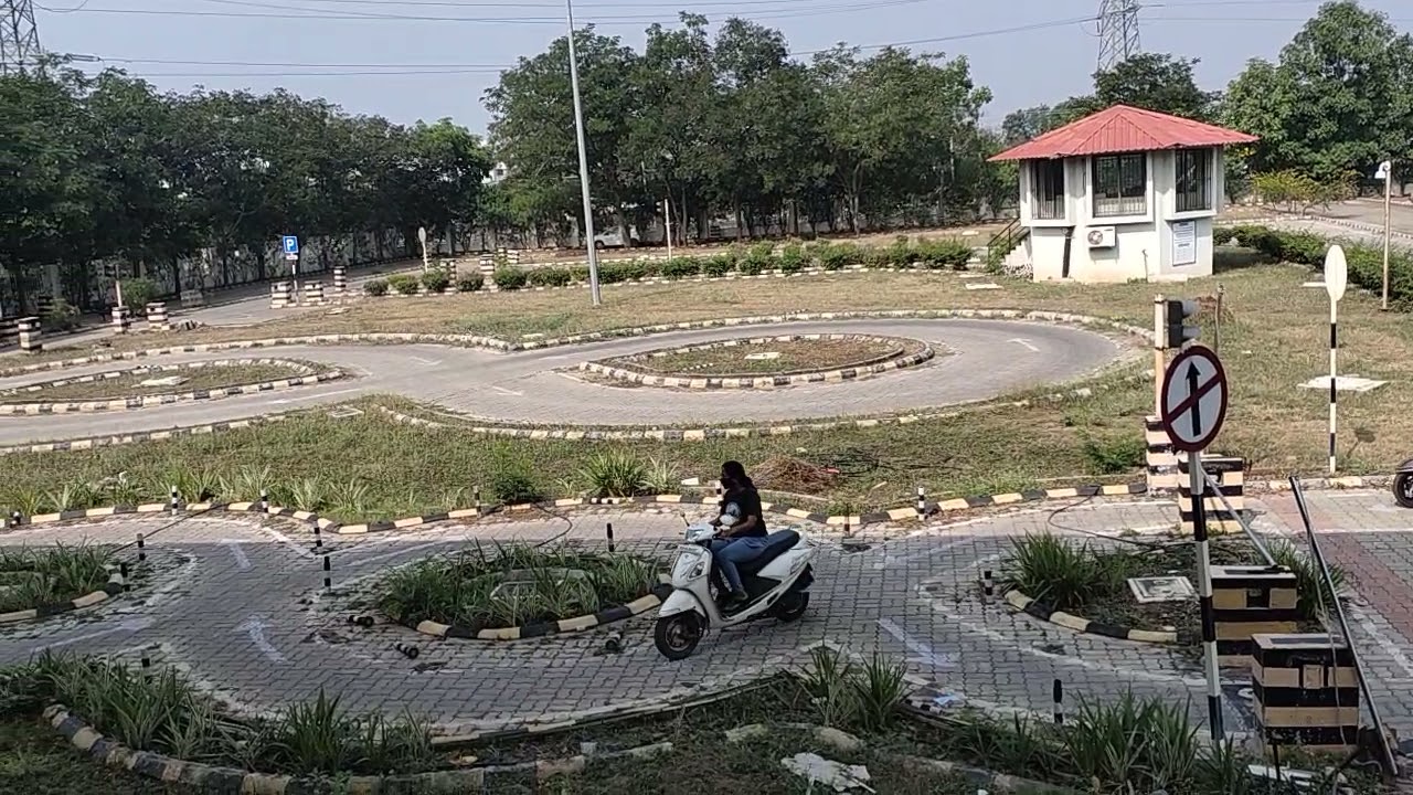 Driving test two wheeler ,Baramati Rto road Driving license test two wheelar 