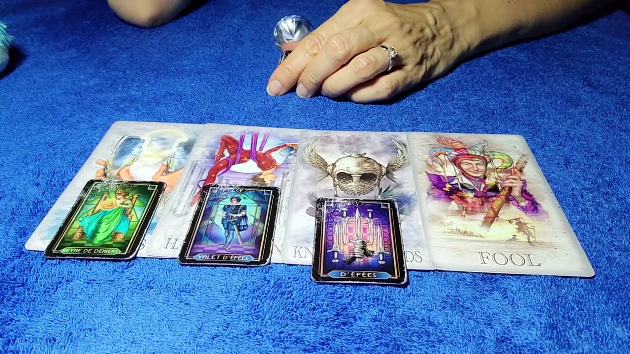 PISCES - MARCH 2021 THEY ONLY WANT YOU! FEELING UNFULFILLED WITH THEIR LIFE 💌 TAROT READING