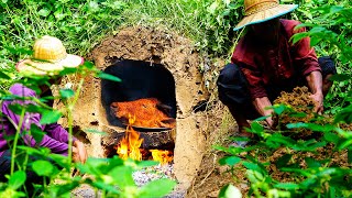 Roast Buffalo Head in A Tandoor Hill Oven - Cooking Buffalo in the Hill   Building Oven in The Hill