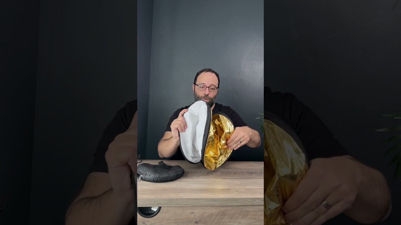 How to Fold a 5-in-1 Reflector