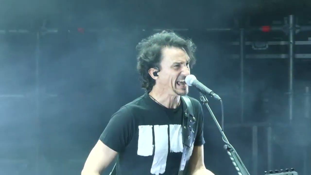 Gojira - Ouverture & Ocean planet  Live Nimes 02.07.2023