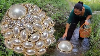 Giant beautiful clam! Pearl KingThe girl collected huge pearls and wealth