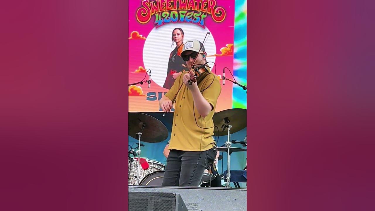 Avery Merritt (Sierra Hull Band) - LIVE @ 420Fest (Short 2)