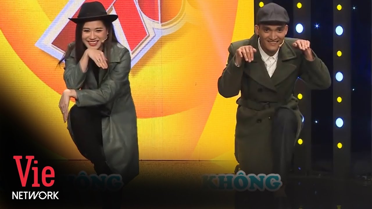 Lâm Vỹ Dạ cùng Mạc Văn Khóa tấu hài cực mạnh trên sân khấu 7 Nụ Cười Xuân [Full HD]