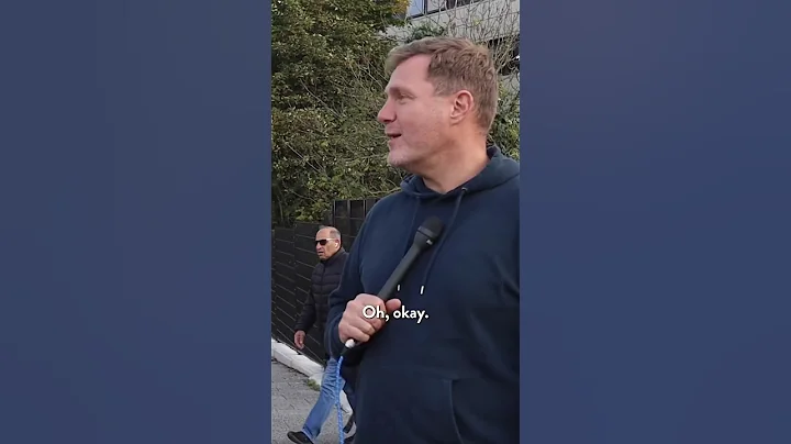 Simon Squibb Exposed In Public!