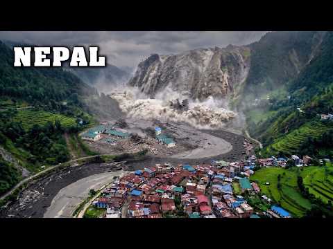Nepal bir kez daha sele teslim oldu