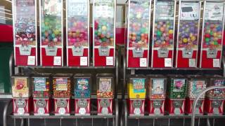Bouncy Ball Machine