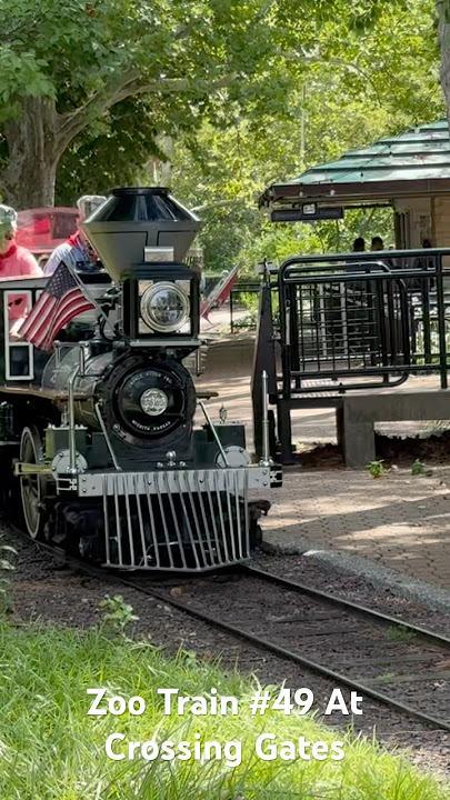 #zootrain 49 At Crossing Gates #iliketrains #train #railfanningamerica #railfan #railfanning #trains