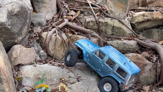 Traxxas Trx4 difficult rock climb