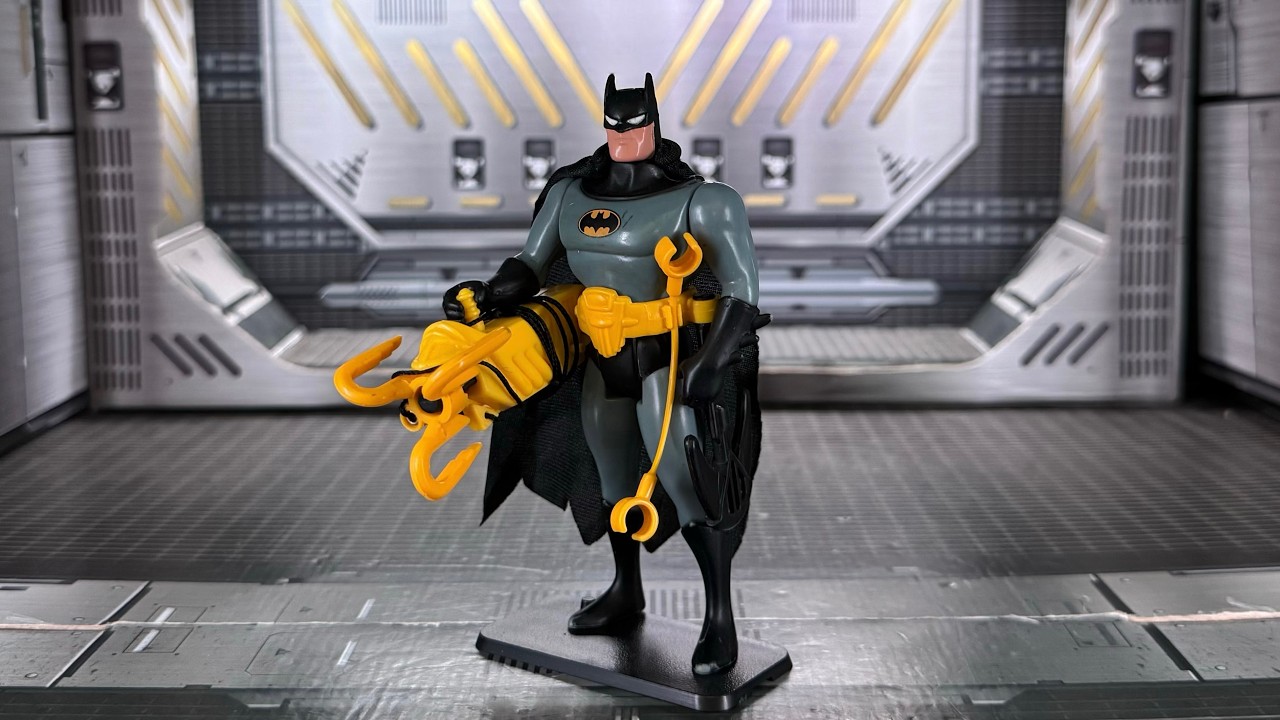 Combat Belt Batman Vintage Toy Review - BTAS Kenner 1992 - YouTube