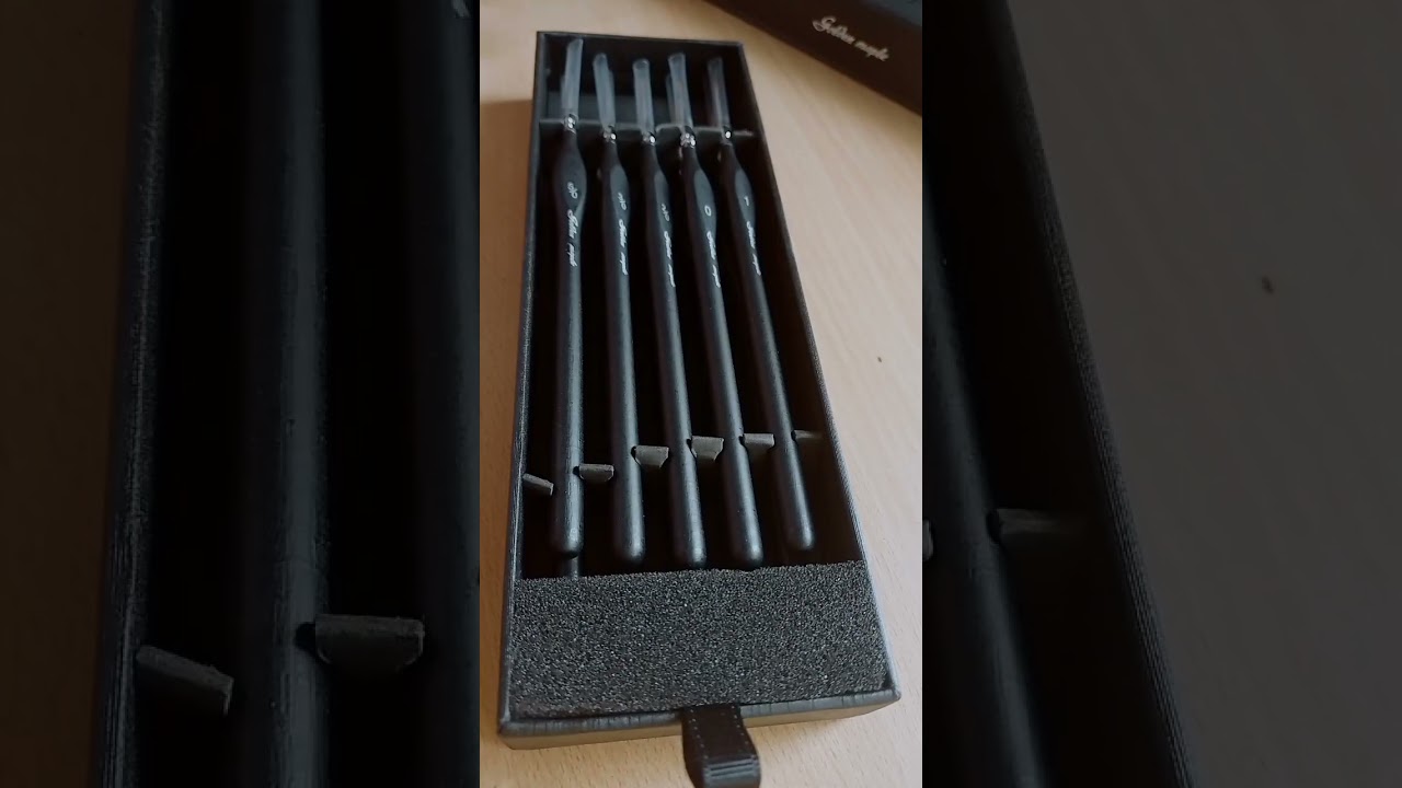 miniature brushes ✨🍁