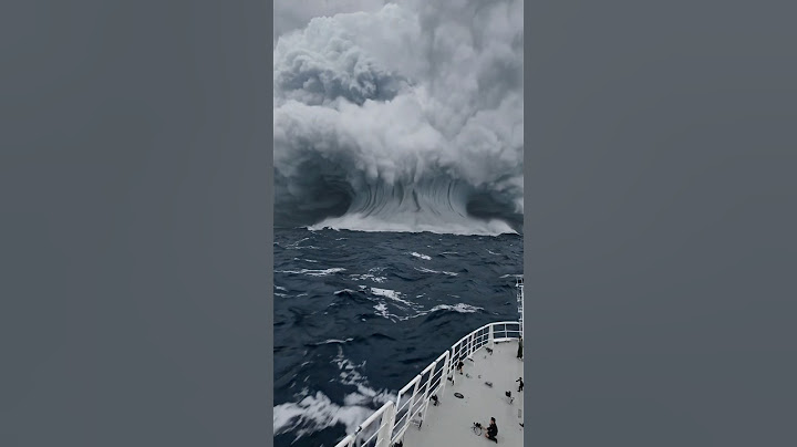 A storm in the Atlantic Ocean #storm #ocean #oceanwaves #waves #шторм