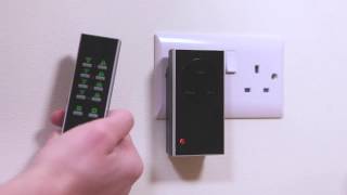 The LightwaveRF On Off Plug In - JSJSLW321