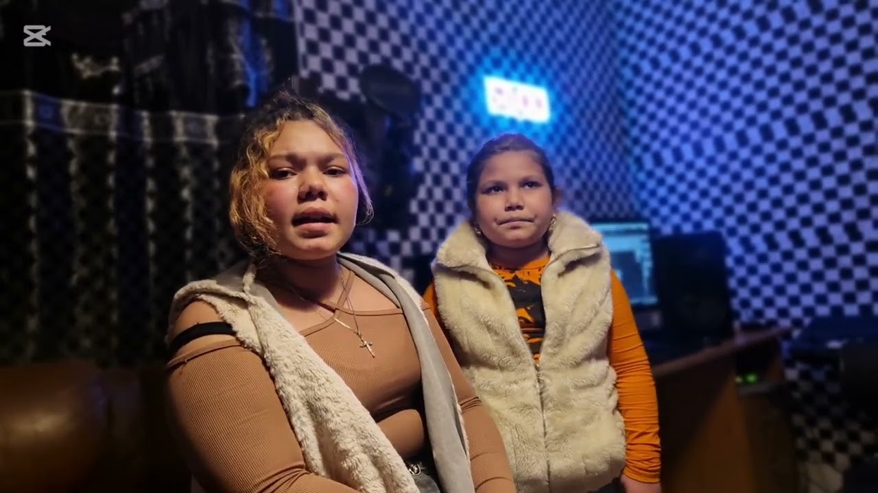 Zuzanka a Sara Richnava (Na roven Cover) Official Video 4K