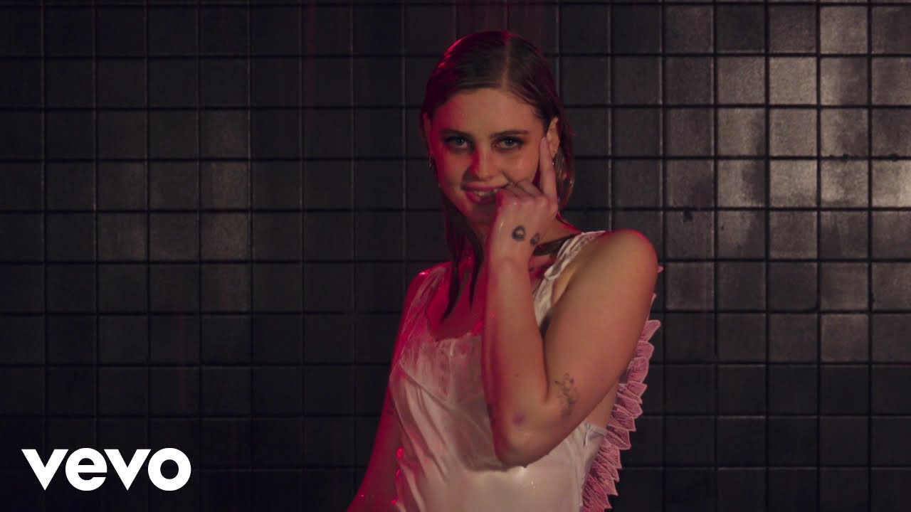 RAEGAN - MEAN (Visualizer)