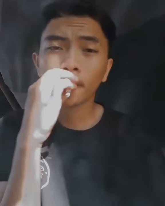 Story wa santuy  mas ganteng ngerokok
