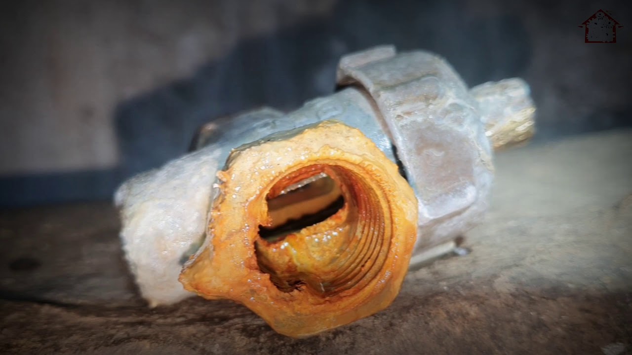 Пробковый кран на системе отопления. - YouTube