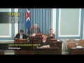 Poslanica dojila bebu za govornicom u uživo prenosu (VIDEO)