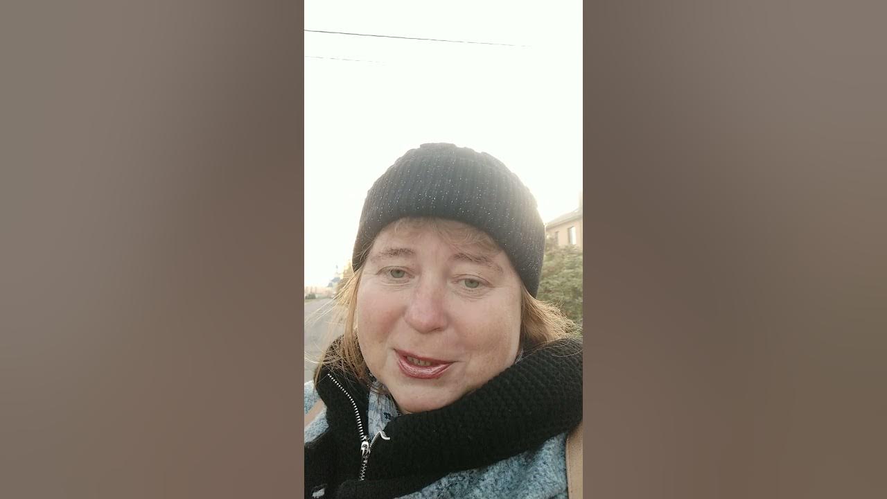 парголово (станция). женщины колпино.