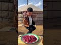 هكذا يصنعون اللحم المقدد في منغوليا Shorts 
