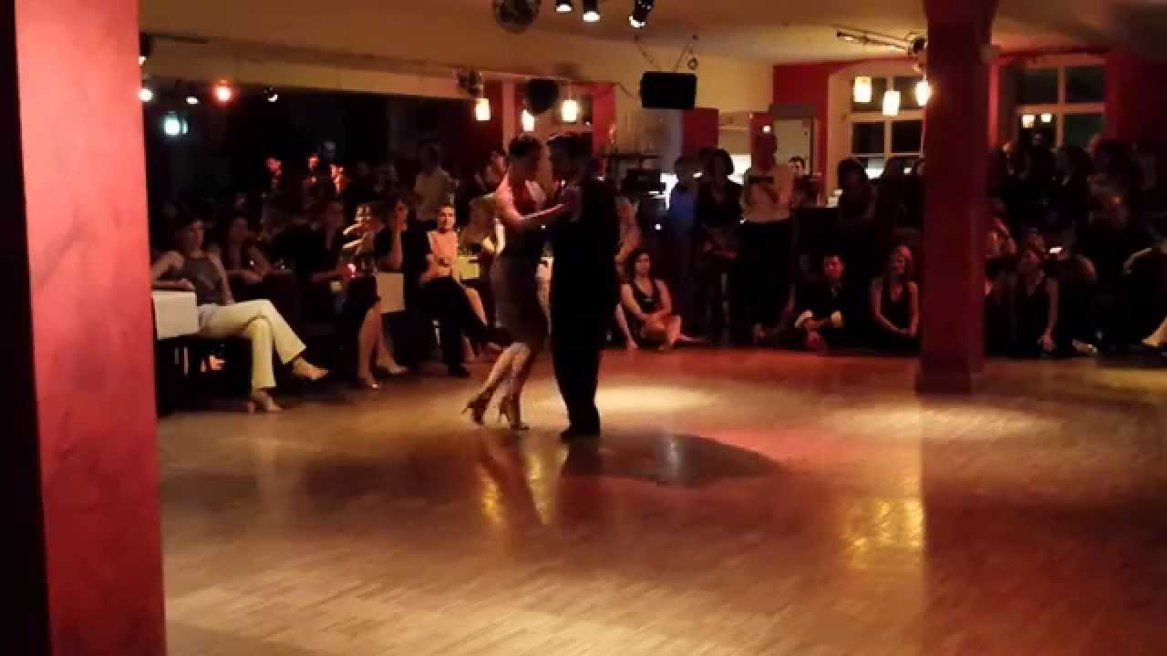 Adrian and Amanda Costa – Dancing 2/4 tango, argentine tango (2014-05-10 Kehl, Germany)