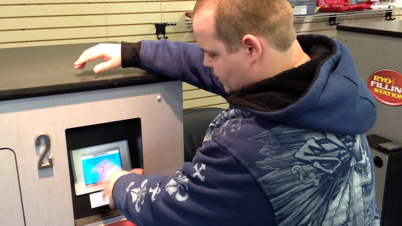 Tobacco shop lets customers roll their own cigarettes