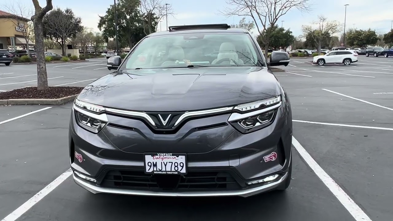 Отличная машина, брат! Красивая машина! Американский парень похвалил VinFast VF8 от #supernamn