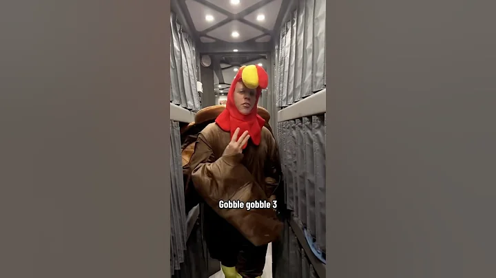 Oh my my come on and sing it with me! Happy Thanksgiving!! 🦃😂 #GobbleGobble