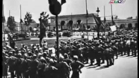 Hồ Chí Minh đọc Tuyên Ngôn Độc Lập 2/9/1945