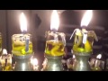 Семья Клейнберг зажигает ханукальные свечи 5776-2015