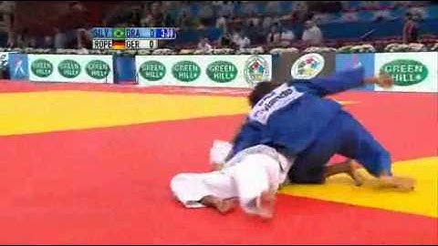 JUDO 2011 World Championships: Rafaela Silva (BRA) - Miryam Roper (GER)