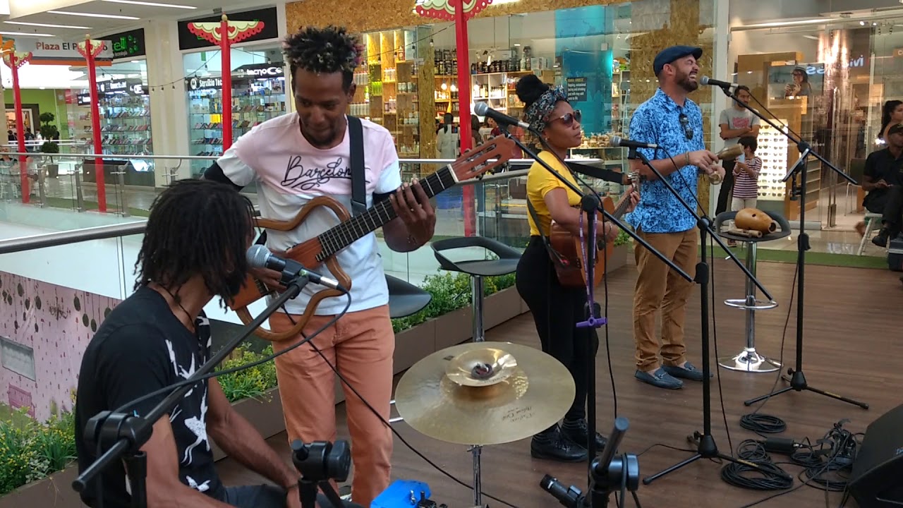 Son 4 Medellín-Perdón camera iphone 8 plus apk